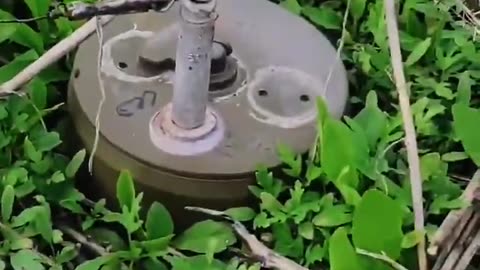 American Sapper Volunteer Detonates a Russian OZM-72 Anti-Personell Mine