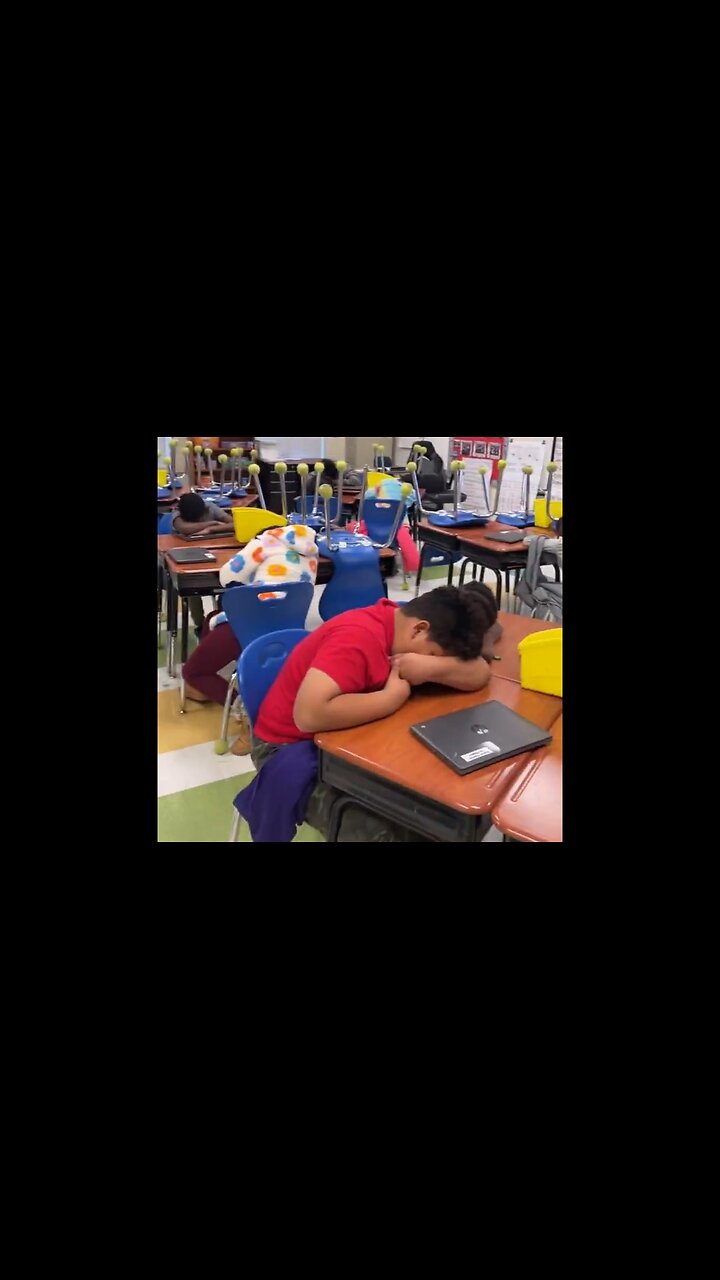 Another NC Teachers Video Of Classroom To Show How Many Students Were Absent: My Innocent Babies…