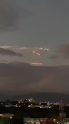 Starlink breaking up over the Caribbean