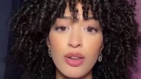 This brave and beautiful woman found the strength to abandon Islam and now speaks