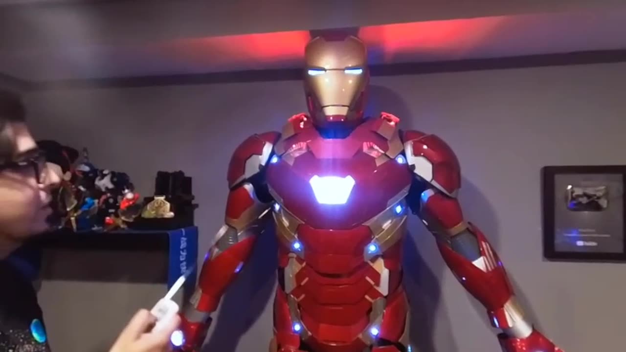 360 ' 10,000 Ironman Suit