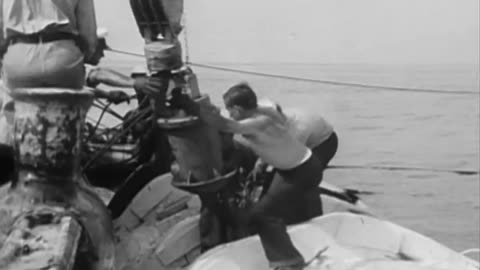 SALVAGE OF SUBMARINE SQUALUS - MN-10375 - SALVAGE OF SUBMARINE SQUALUS - MN-10375 - 428-npc-44130