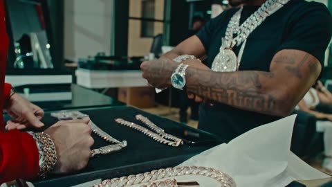 Roddy Ricch - Aston Martin Truck [Official Music Video]