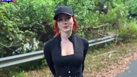 Sweetie fox cosplay as a pirate ｜ Sweetie fox official video