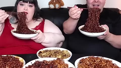 Breaking: Hungry FAT CHICK & Nikocado AVOCADOO - change overi time...