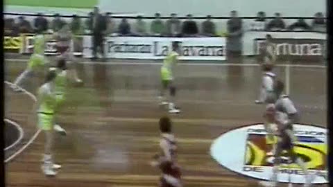 "Huesca La Magia vs TDK Manresa" 32° Jornada Liga ACB 1989/90 (09 de Abril, 1990) en español