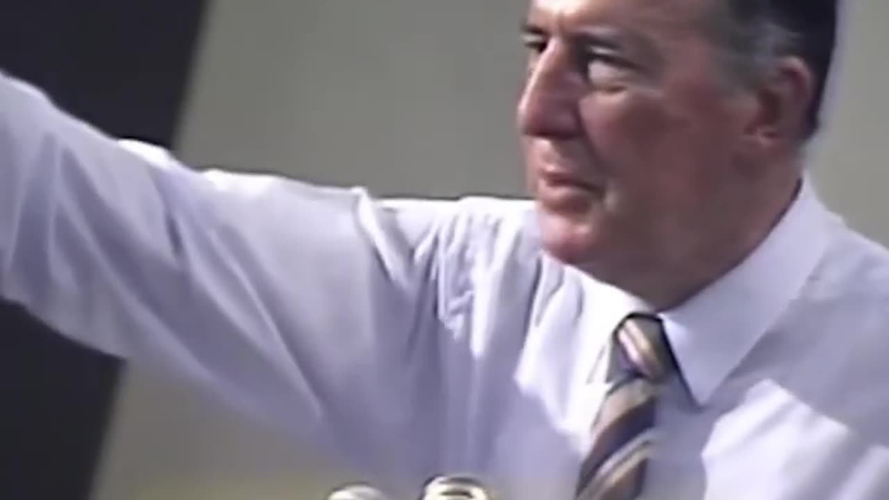 Kutuk Keluarga atau Warisan Rohani?