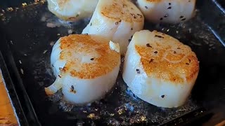 🥩🦪 Sizzling Scallops & Steaks in NYC?! Crab House Feast 😱🔥