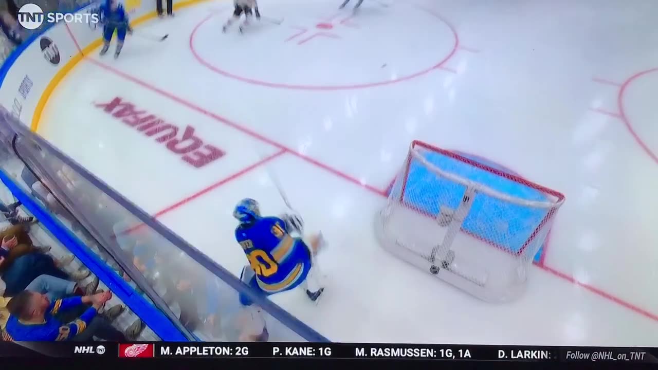 Blackhawks RW #95 IIya Mikheyev 🥅(3)🏒Wrist-Shot Goal