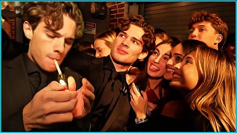 Clavicular SWARMED by Girls in Miami; The Beatles of Streaming x Sneako