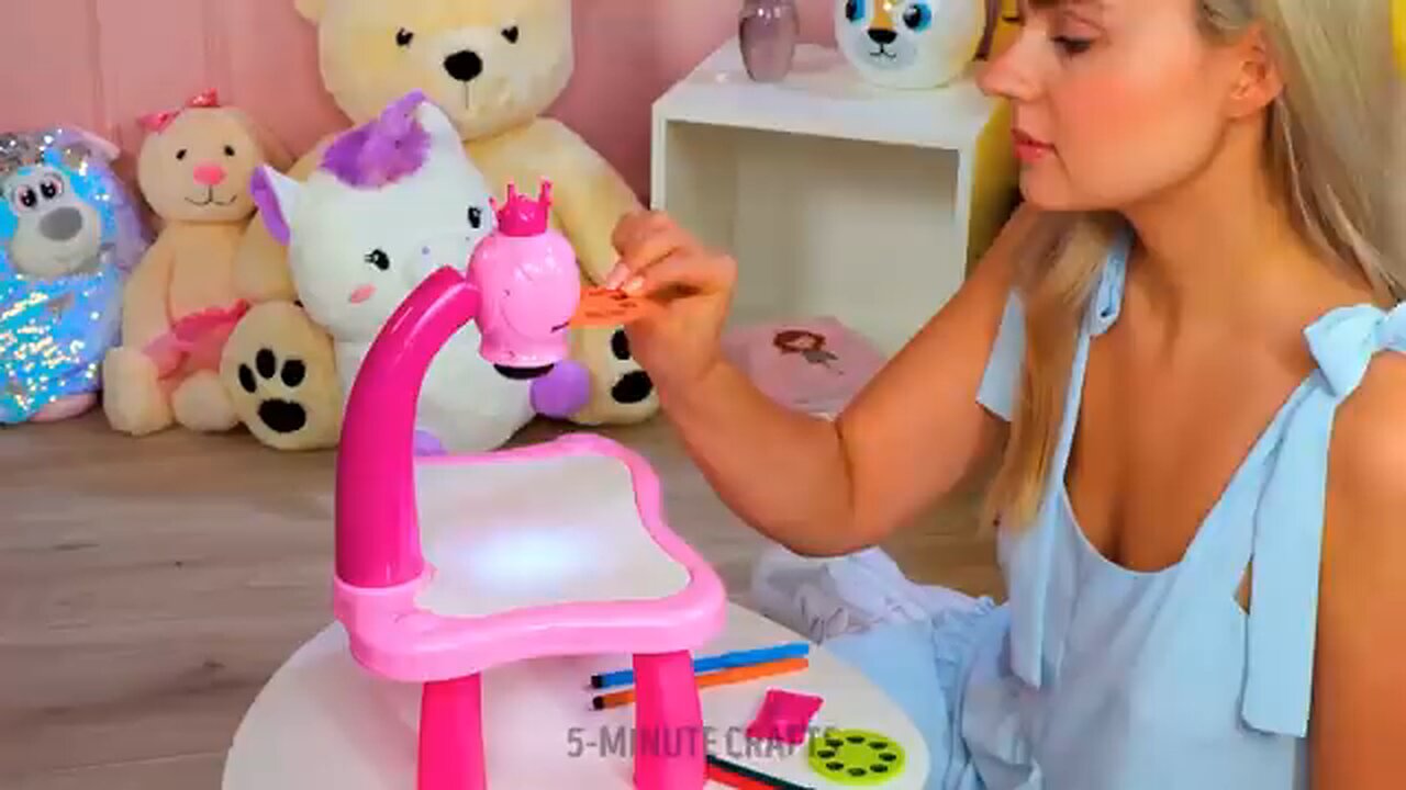 5 mine craft for kids video 100 SMART Hacks for CRAFTY PARENTS 😁
