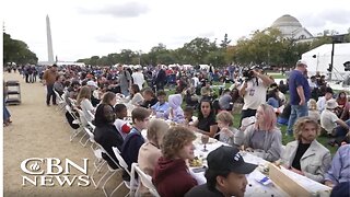 Christians Fill Mile-Long Communion Table on National Mall: 'Nothing but the Blood of Jesus'