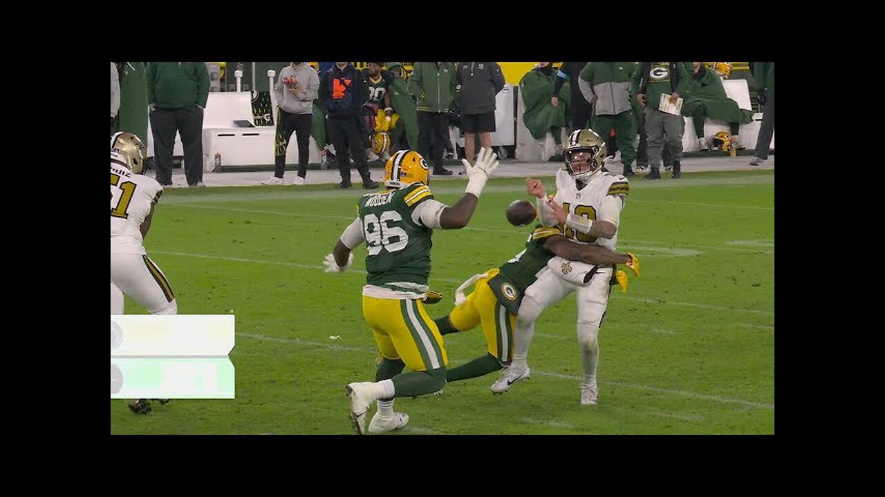 When it rains it pours. Packers follow up their 3rd unanswered score with a forced fumble & recovery