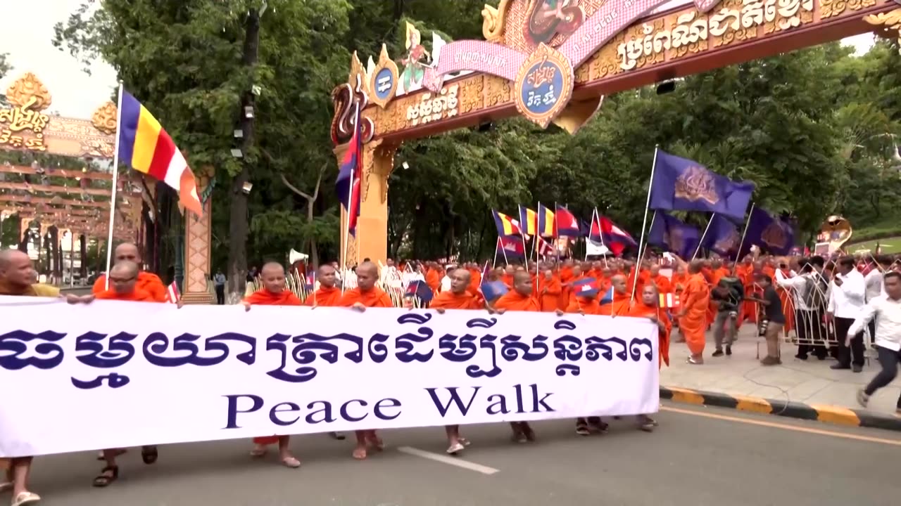 How is the Nobel Peace Prize decided?