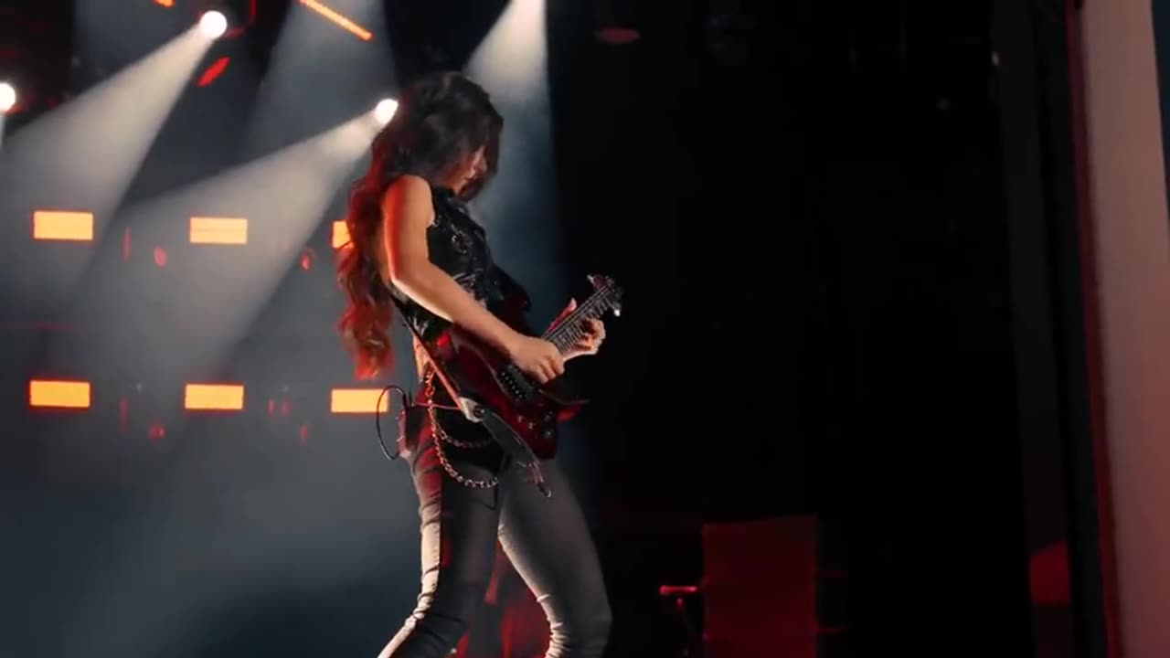 Iron Maiden - The Trooper (Larissa Liveir and Nita Strauss)