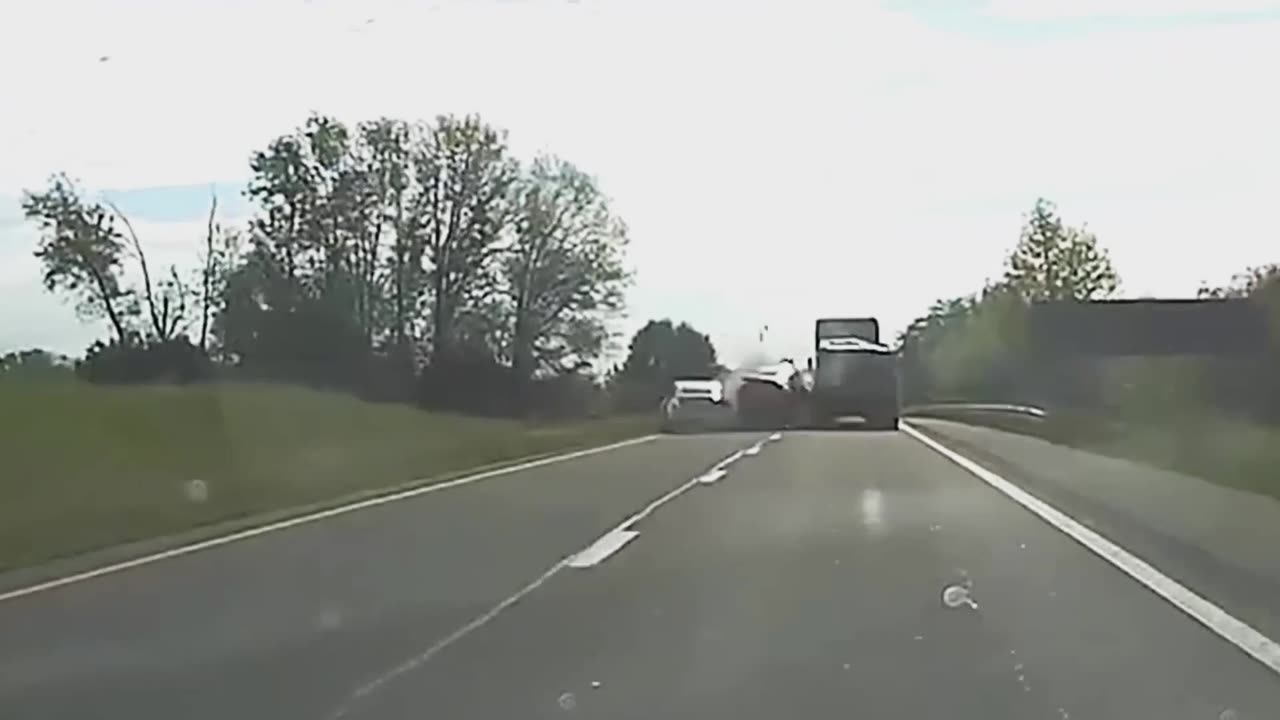 CRASHES YOU WON'T BELIEVE 19