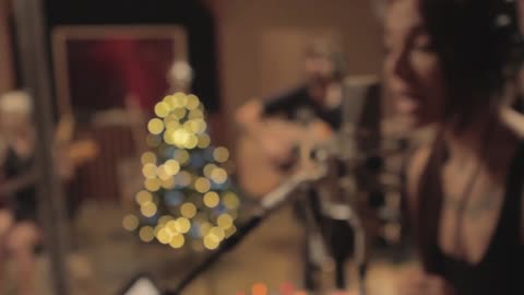 Christina Perri - Happy Xmas (War Is Over)