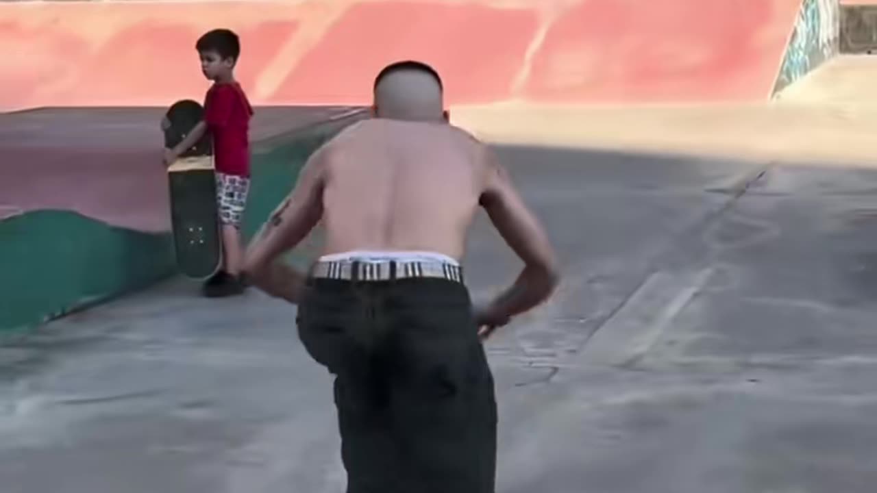 😮🛹 That Second Trick Though! You Won't Believe It... | SkateNation