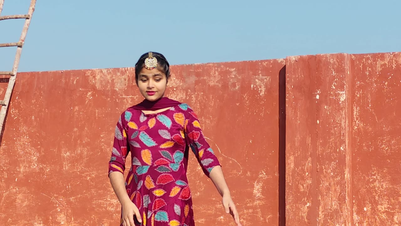 Punjabi dance video by little girls