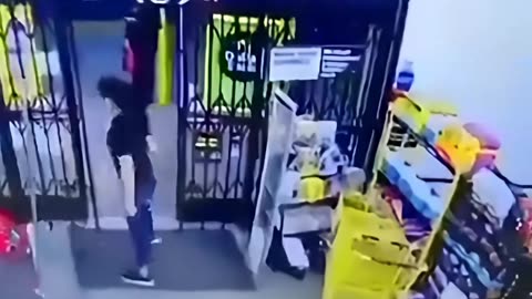 Dumb Criminals Facing Instant Justice