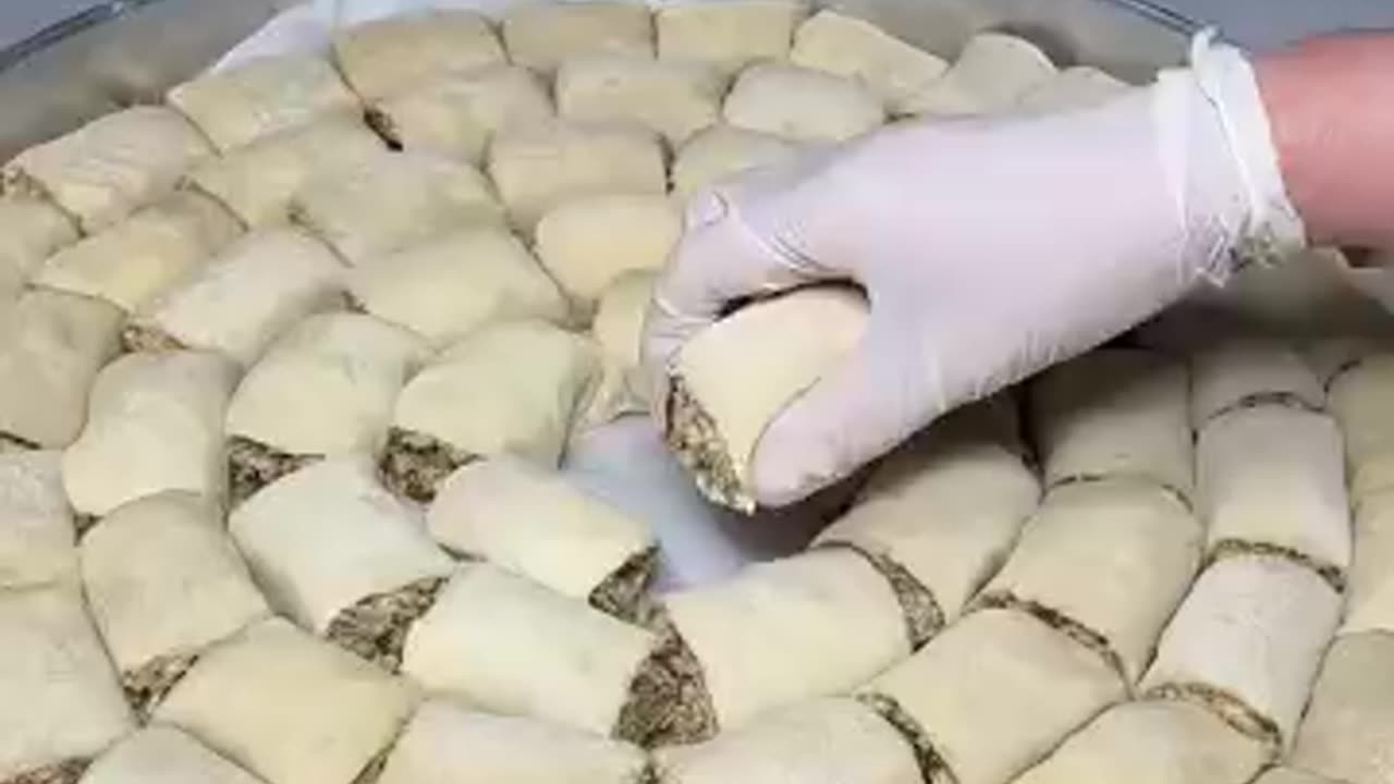 How to Make Nokul – Traditional Turkish Pastry Step by Step