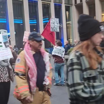 "DOS AÑOS DE GENOCIDIO. LEVANTÉMONOS POR GAZA", hoy es Nueva York.