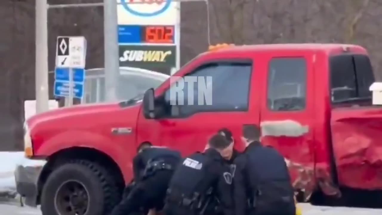 Crazy Police Takedown in Kitchener Ontario