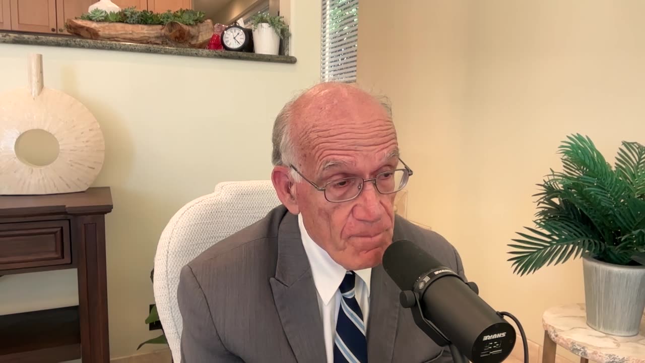 Victor Davis Hanson: The ‘Schumer Shutdown’ Gains Traction Each Passing Day