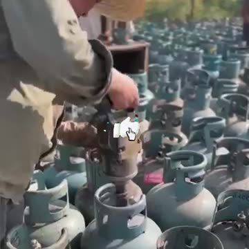 You Won’t Believe What This Chinese Man Does with Bamboo – Absolutely Genius!