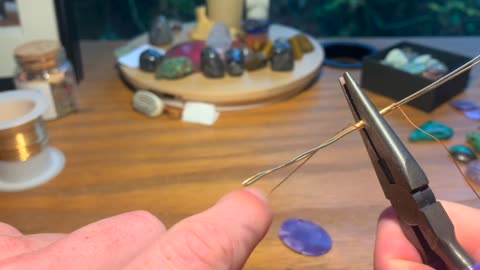 How to Wire Wrap a Necklace Pendant