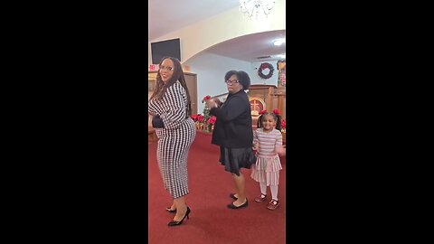 Demetria Leslie #scootchallenge something about the Holy Ghost #quartet 🫵🏽💃🏾💃🏾