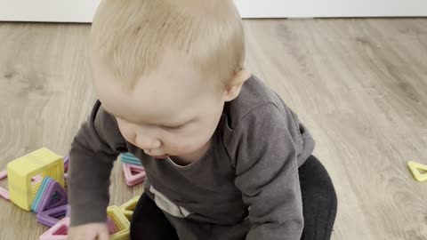 Cutest little builder ever 🧱 Baby Kayla playing with her magnetic blocks