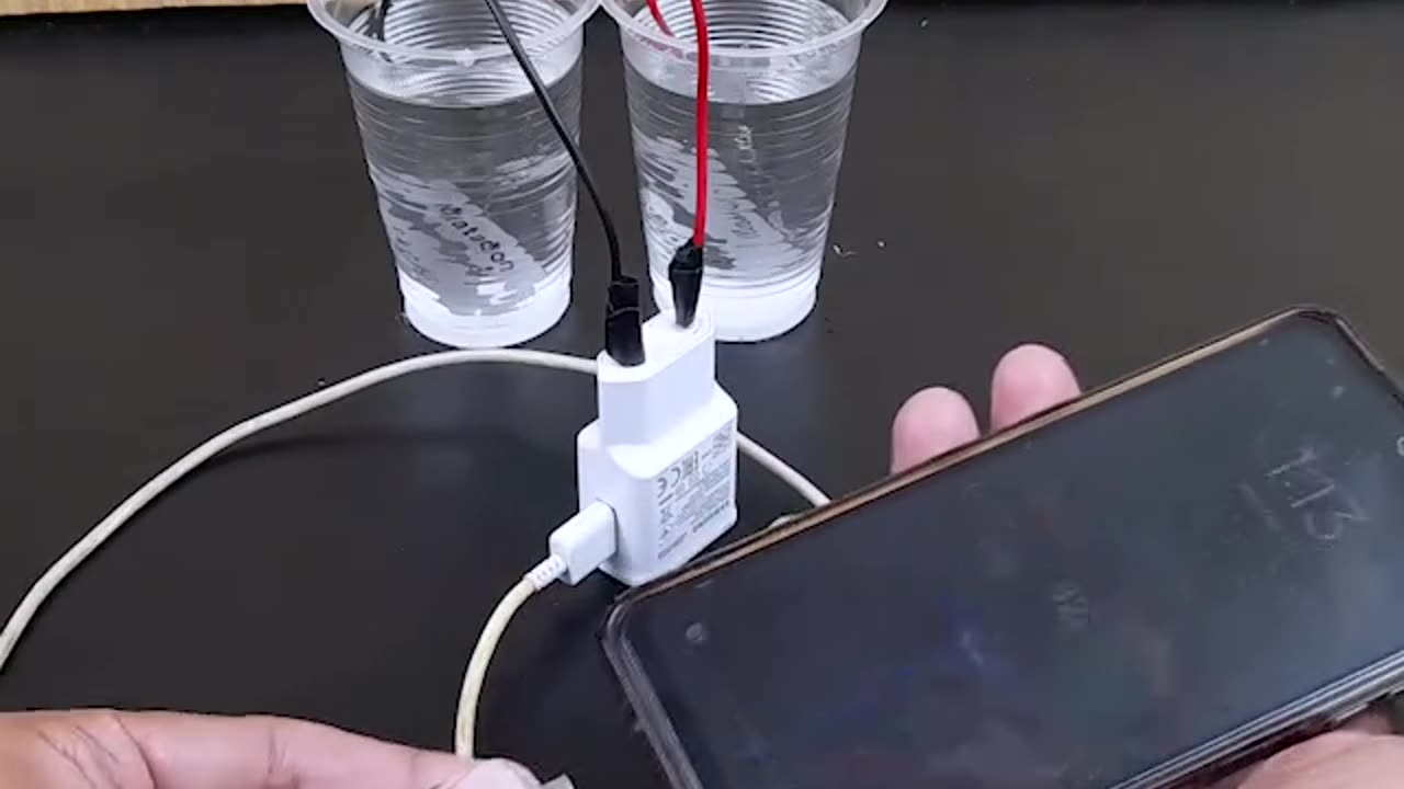 How to Make a Mobile Charger Without Electricity – Salt Water Powered Free Energy Charger at Home!