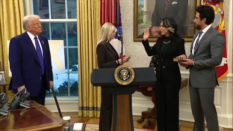 DNI Tulsi Gabbard takes the oath of office as the 8th Director of National Intelligence