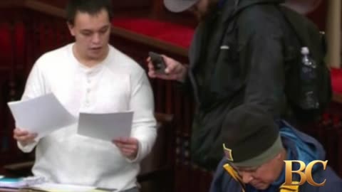 Pardoned Capitol rioter charged with threatening to kill Hakeem Jeffries at NYC event