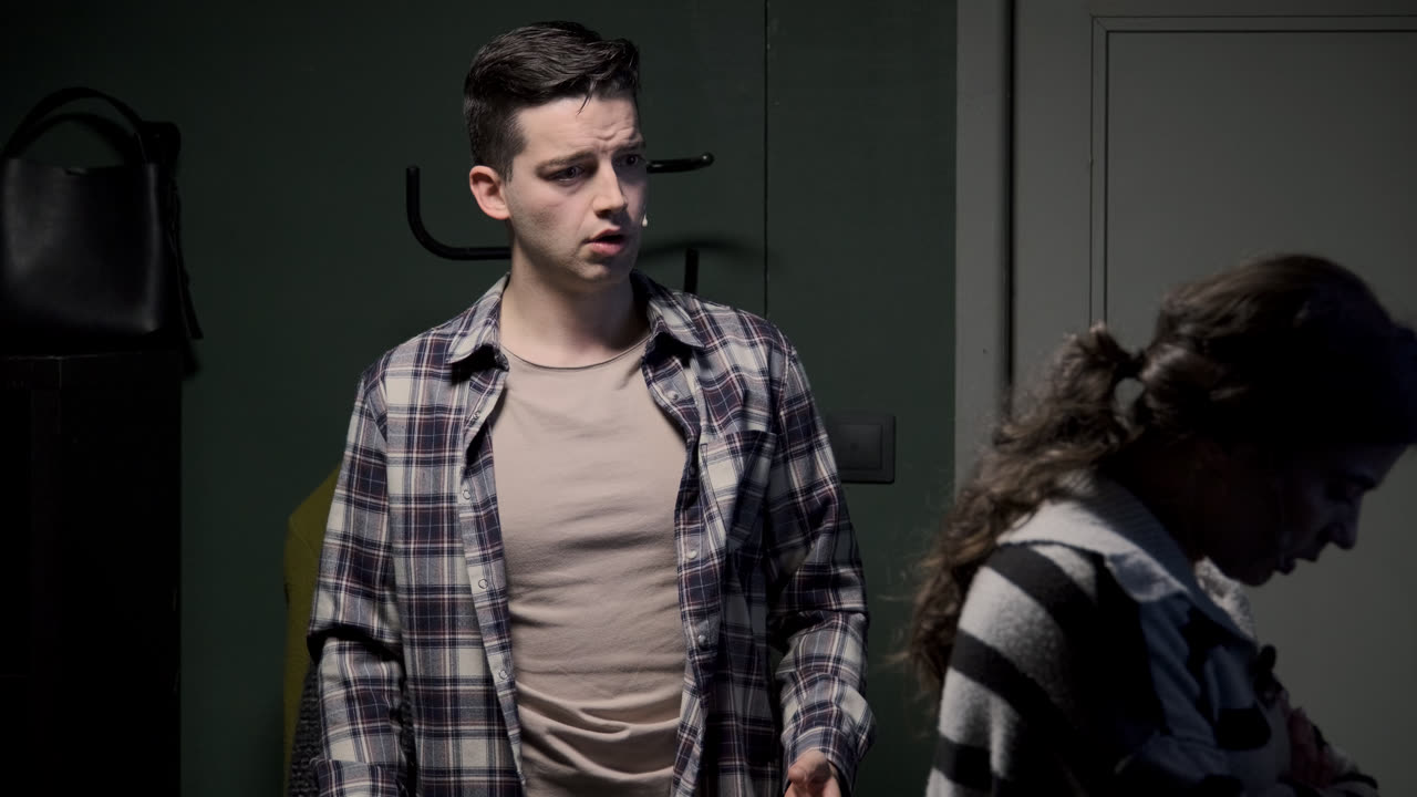 СИМЕОН ДАМЯНОВ - номинация за ВОДЕЩА МЪЖКА РОЛЯ - ИКАР 2025