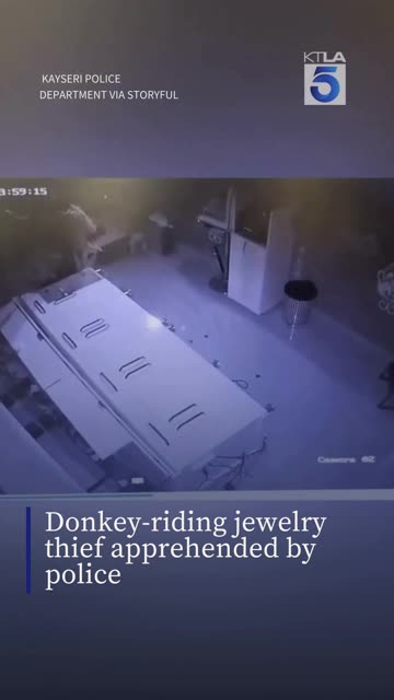 A suspect who used a forklift to break into a jewelry store was arrested by Turkish