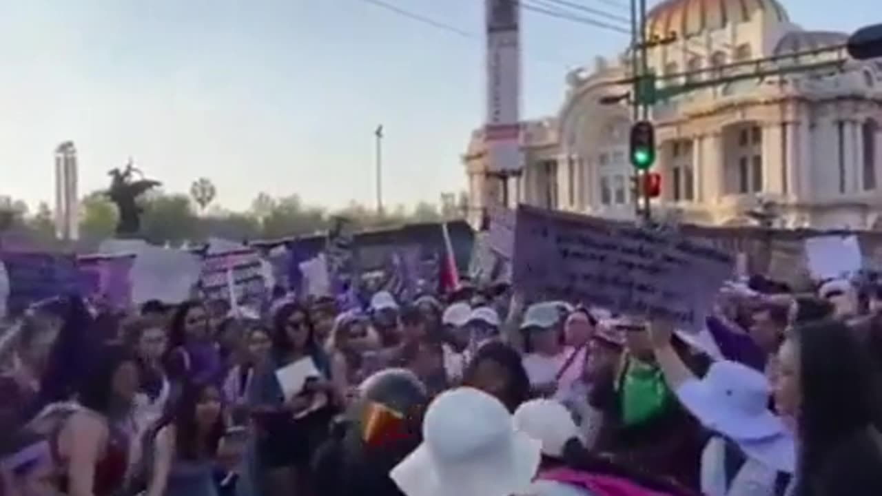 1 guy Vs Alot Of Feminists