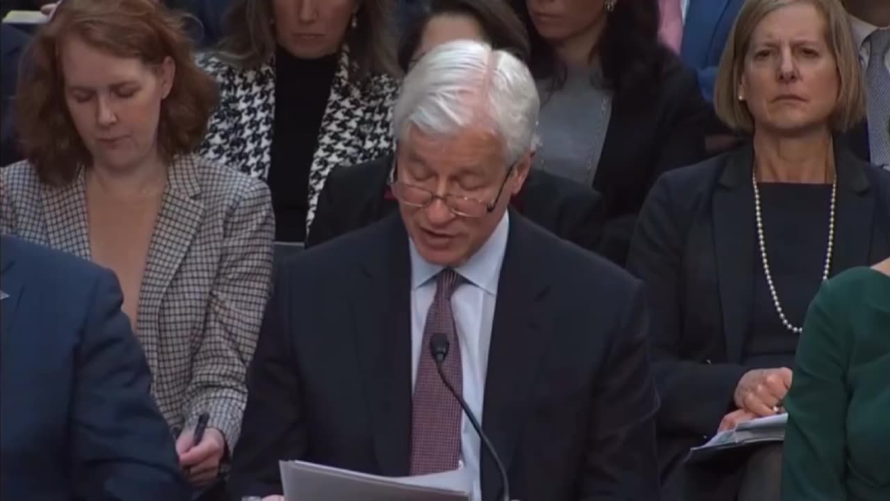 Jamie Dimon - 2min 29secs of bleating about the loss of the Central Banking System