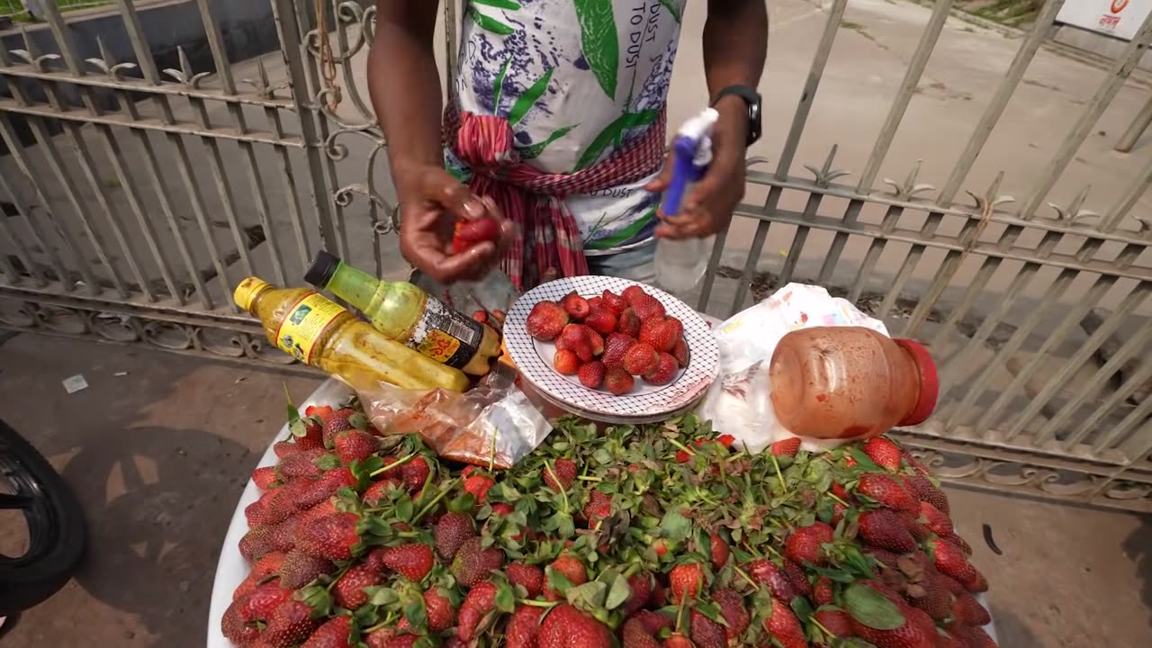 Fresh organic American Strawberry 🍓 Making spicy 🔥🥵|Bangladesh 🇧🇩🇧🇩😱