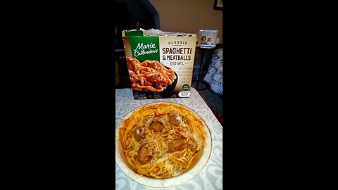 Eating Marie Callender's Classic Spaghetti & Meatballs Bowl Dbn, MI, 10/8/25