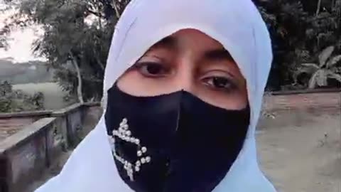 মোমবাতি অন্ধকারে দরকার হয়