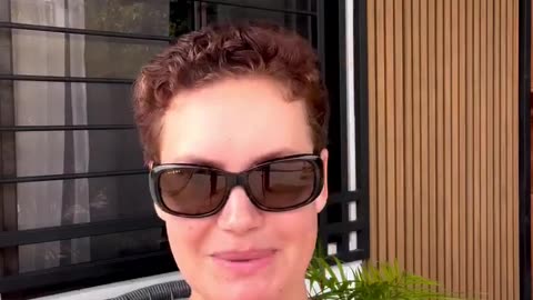 Leftist Lady Fled to Costa Rica to Escape Trump . . . Now Is Doing Everything Possible to Come Back