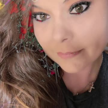 IT'S MUCH DARKER LIKE 90% + DARKER