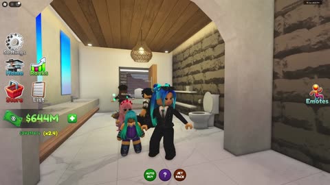 I Built a $1,000,000,000 MEGA MANSION in Roblox... IT’S CRAZY 💥🏠