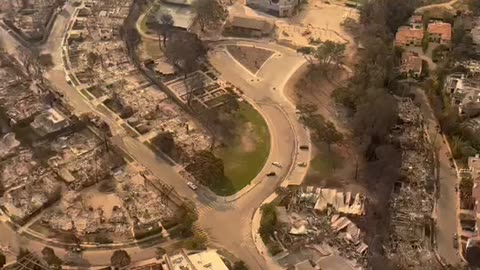 LA After being attacked by wildfire. Let's look from the sky.