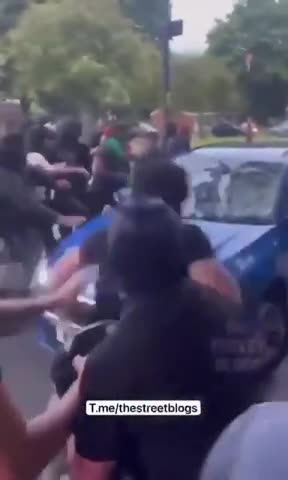 Migrants attacking motorists in Birmingham