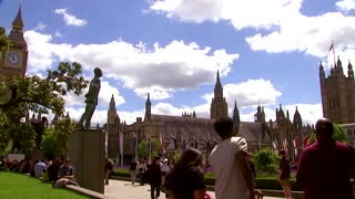 US pauses implementation of $40 billion technology deal with Britain