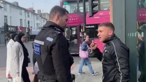 British police take away Christian preacher's microphone because his prayers were