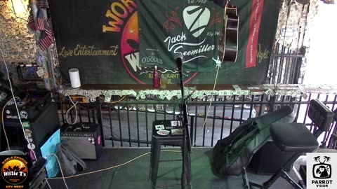 LIVE Music Everyday!